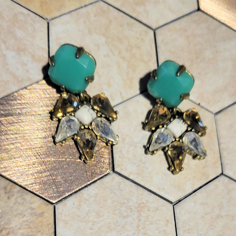 Chloe + Isabel Sedona Post Drop Earrings